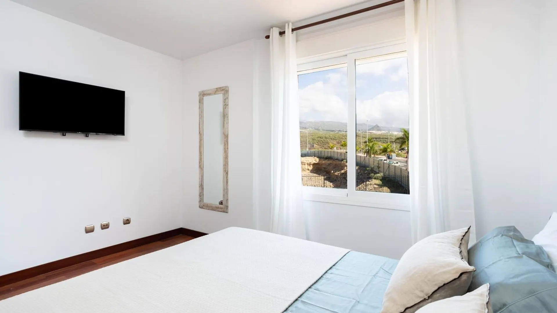 Classbnb - Exclusive Villa With Private Pool 1 Kilometer From Los Cristianos Beach Hiszpania